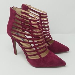 Steve Madden 8.5 Prowler caged heels red suede